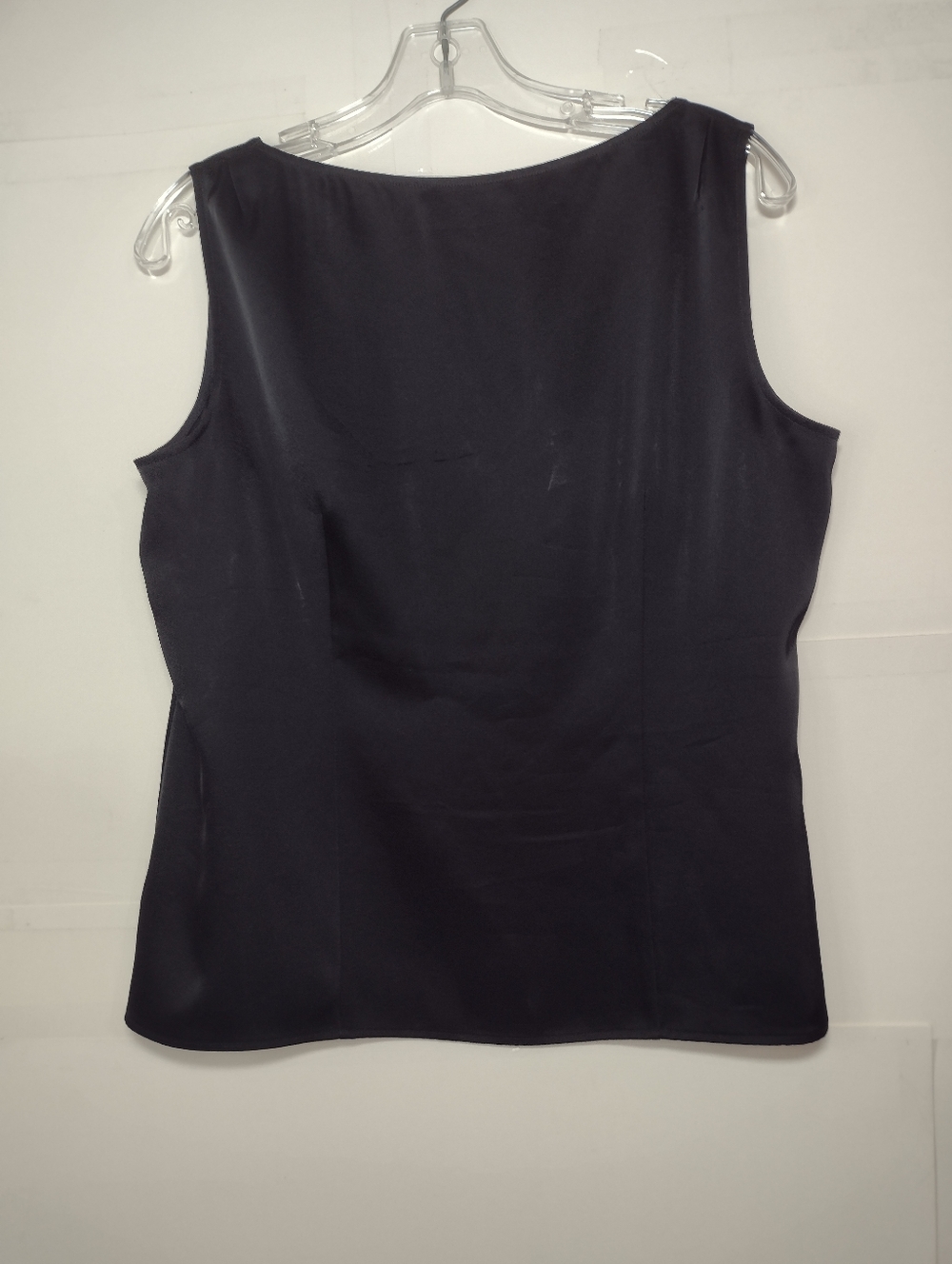 St. John Black Satin Scoop Neck Tank - Picture 2 of 8